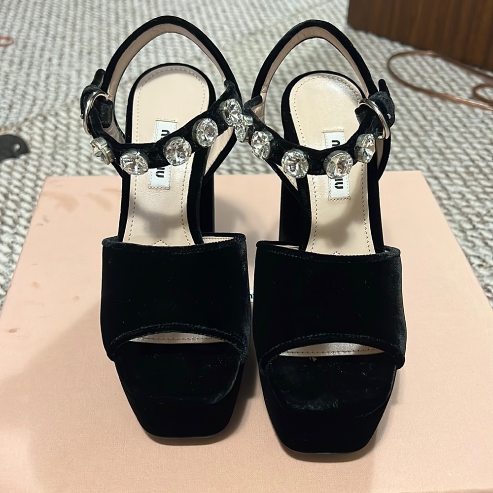 Miu Miu velvet heel